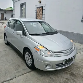 Nissan Versa 2010