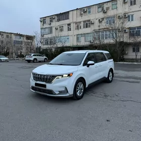 Kia Carnival 2021