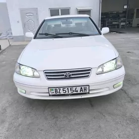 Toyota Camry 2001