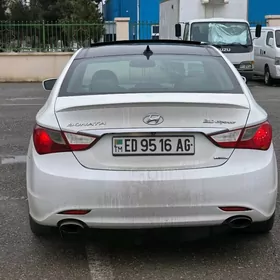 Hyundai Sonata 2012