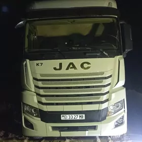 JAC J7 2021