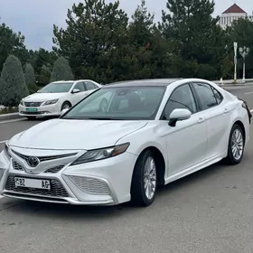 Toyota Camry 2022