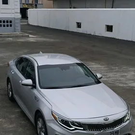 Kia Optima 2020