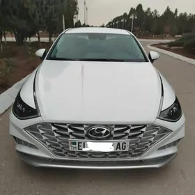 Hyundai Sonata 2022