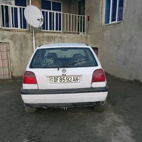 Volkswagen Golf 1998