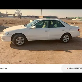 Toyota Camry 2001