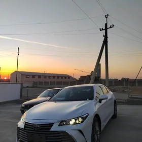 Toyota Avalon 2022
