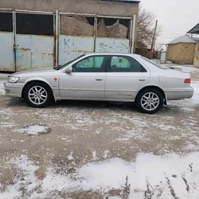 Toyota Camry 1999