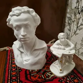 Статуэтка Пушкин