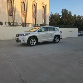 Toyota Highlander 2019