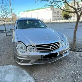 Mercedes-Benz E320 2003
