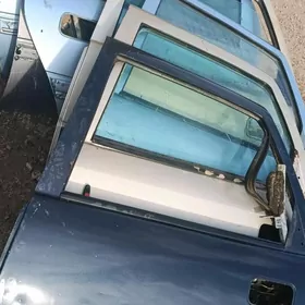 OPEL VEKTRA.  GAPILARI