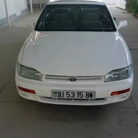 Toyota Camry 1993