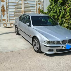 BMW E39 2000
