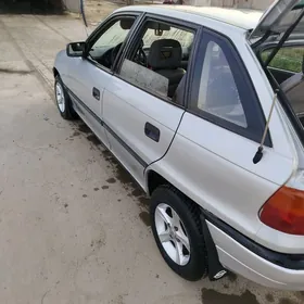 Opel Astra 1992