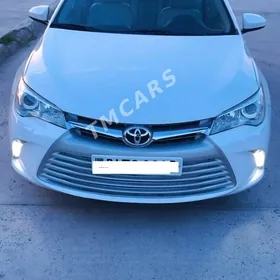 Toyota Camry 2017
