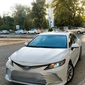 Toyota Camry 2022