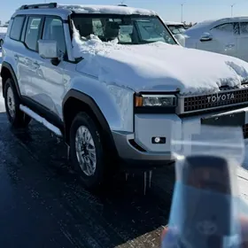 Toyota Land Cruiser Prado 2025