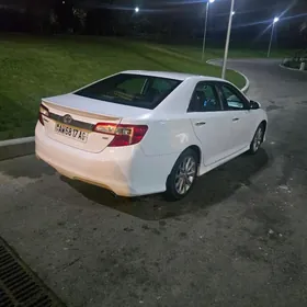 Toyota Camry 2012