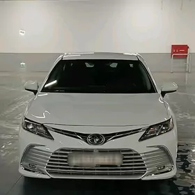Toyota Camry 2022