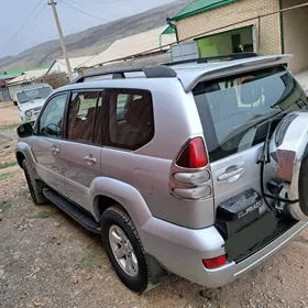Toyota Land Cruiser Prado 2004