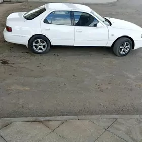 Toyota Camry 1992