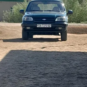 Chevrolet Niva 2005