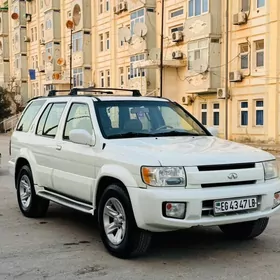 Infiniti QX4 2002