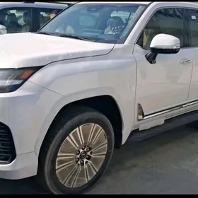 Lexus LX 600 2025