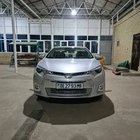 Toyota Corolla 2015