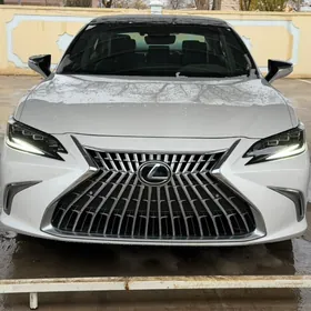 Lexus ES 350 2022
