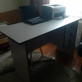 стол ученический