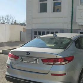Kia Optima 2020