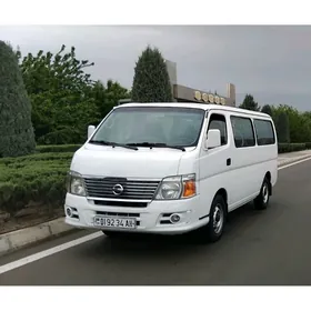 Nissan Urvan 2008