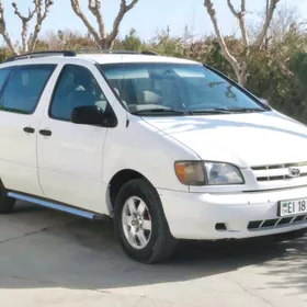 Toyota Sienna 1999