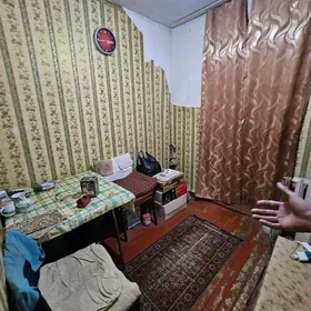 11 mikr 1 komnat 4 etaz