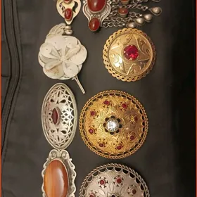 кумуш брошкалар,,Шай сеплер