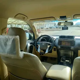 Toyota Land Cruiser Prado 2014