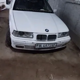 BMW 320 1992