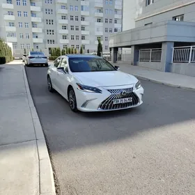 Lexus ES 350 2020