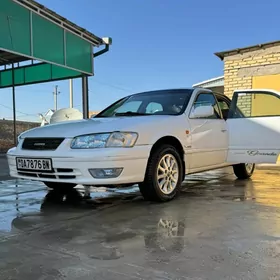 Toyota Camry 1999