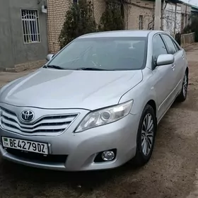 Toyota Camry 2010