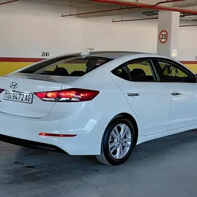Hyundai Elantra 2018
