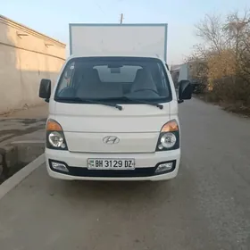Kia Bongo 2013