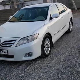 Toyota Camry 2011