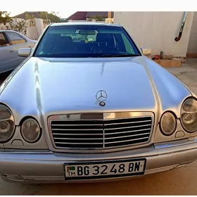 Mercedes-Benz C320 1996