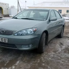 Toyota Camry 2005