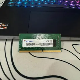 RAM 8GB (DDR4 we DDR5)