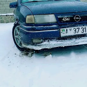 Opel Vectra 1992