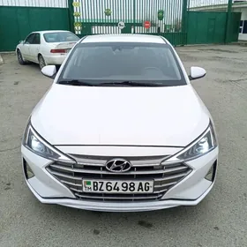 Hyundai Elantra 2020